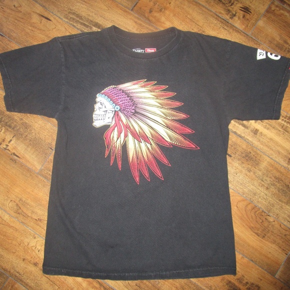 vans t shirt with headdress skull